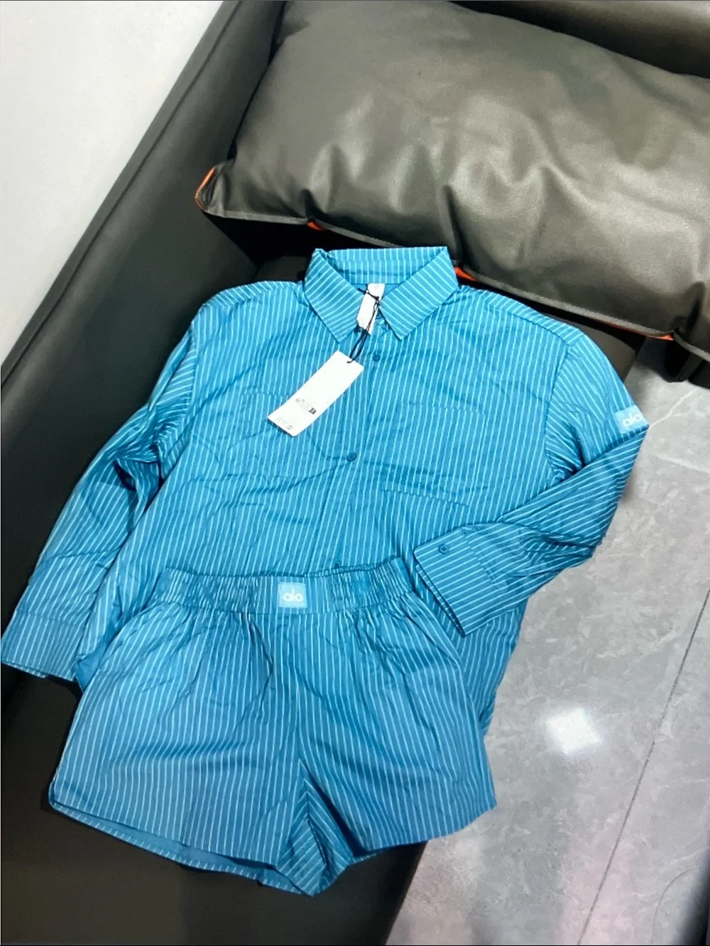 ALO Yoga Blue Button-Up Shirt